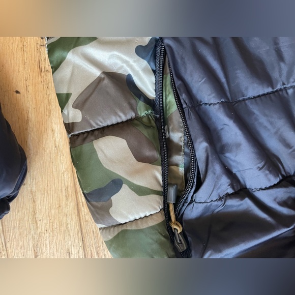 Zara boys Black and Camouflage Puffer Jacket - Picture 2 of 8